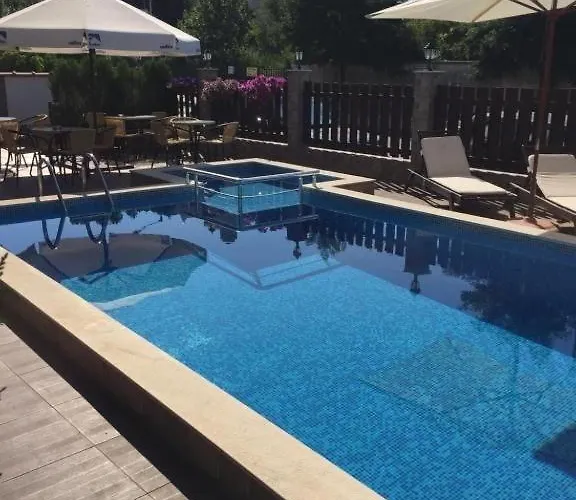 The White 7 別荘 ネセバル