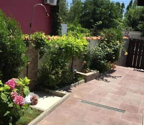 別荘 The White 7 ネセバル