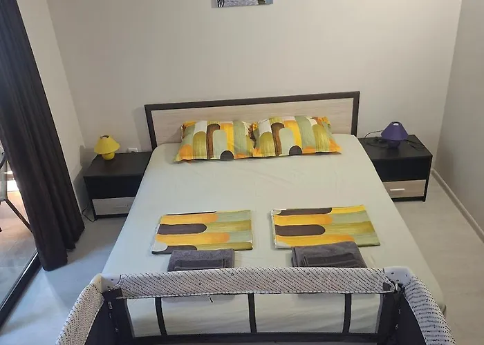 別荘 The White 7 *