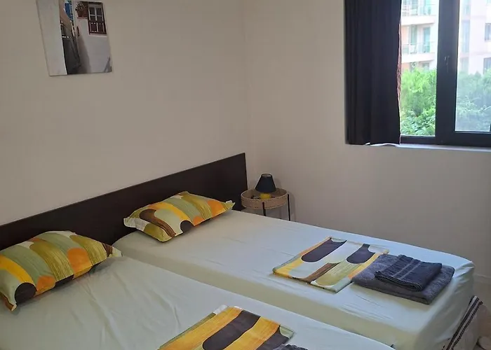 別荘 The White 7 *