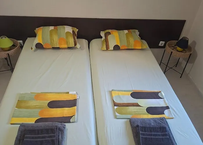 別荘 The White 7 *